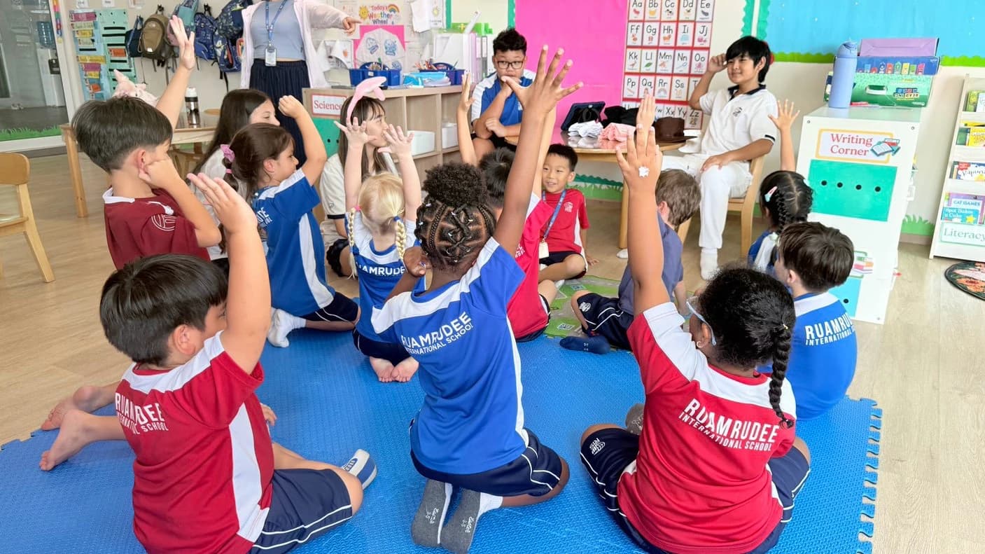 From Stories to Smiles: “Phee Lao Nong Fang” – Stories Shared Across Grades